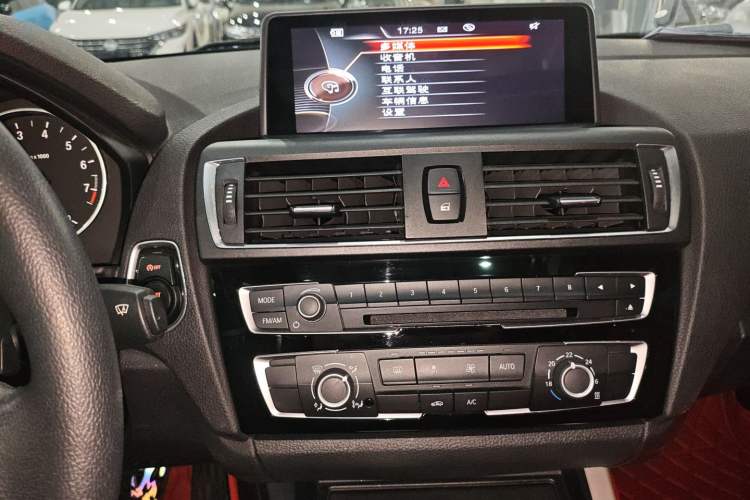 Used BMW 2 Series 2015 218i Audio And AC Panel