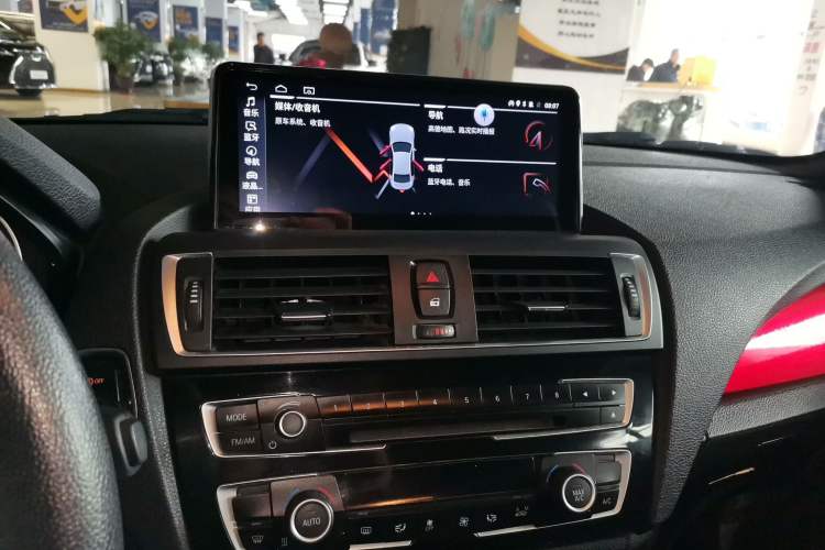 Used BMW 2 Series 2015 218i Convertible Coupe Audio And AC Panel