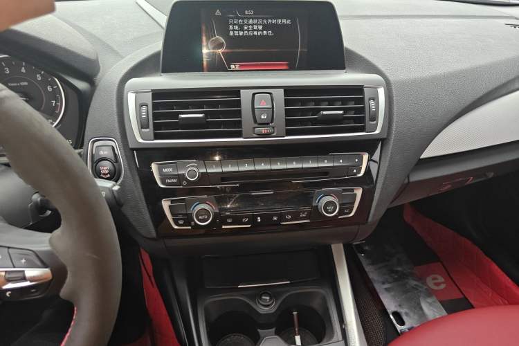 Used BMW 2 Series 2015 220i Convertible Coupe Leading Model Audio And AC Panel