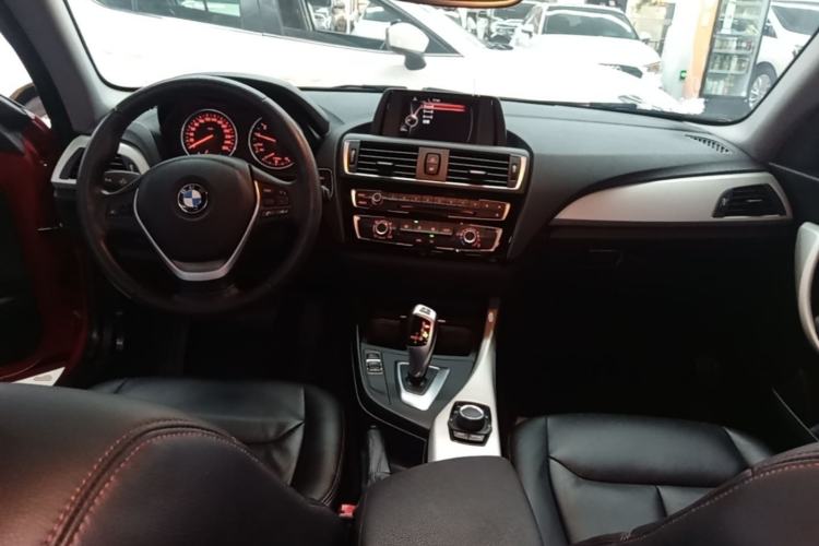Used BMW 2 Series 2015 218i Center Console