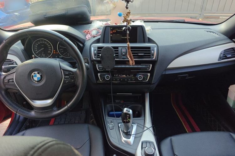 Used BMW 2 Series 2015 218i Convertible Coupe Center Console