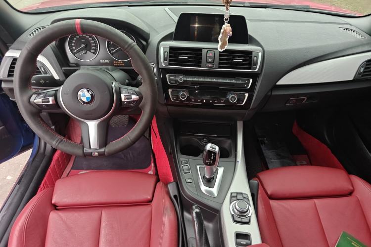 Used BMW 2 Series 2015 220i Convertible Coupe Leading Model Center Console