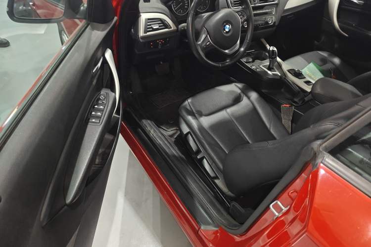 Used BMW 2 Series 2015 218i Convertible Coupe Driver Seat