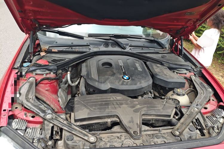Used BMW 2 Series 2015 218i Convertible Coupe Engine Bay