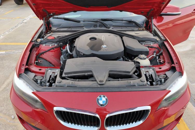 Used BMW 2 Series 2015 218i Engine Bay