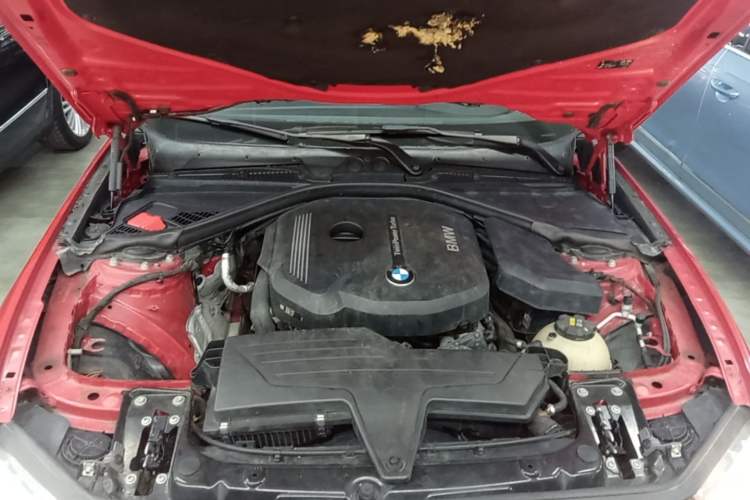 Used BMW 2 Series 2015 218i Engine Bay