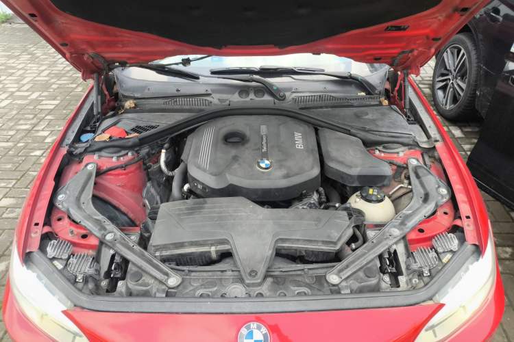 Used BMW 2 Series 2015 218i Convertible Coupe Engine Bay