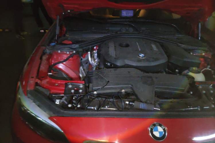 Used BMW 2 Series 2015 218i Engine Bay Right