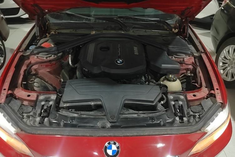 Used BMW 2 Series 2015 218i Engine Bay