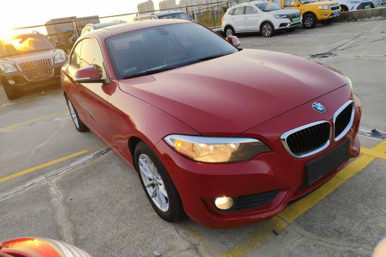 Used BMW 2 Series 2015 218i Exterior 2