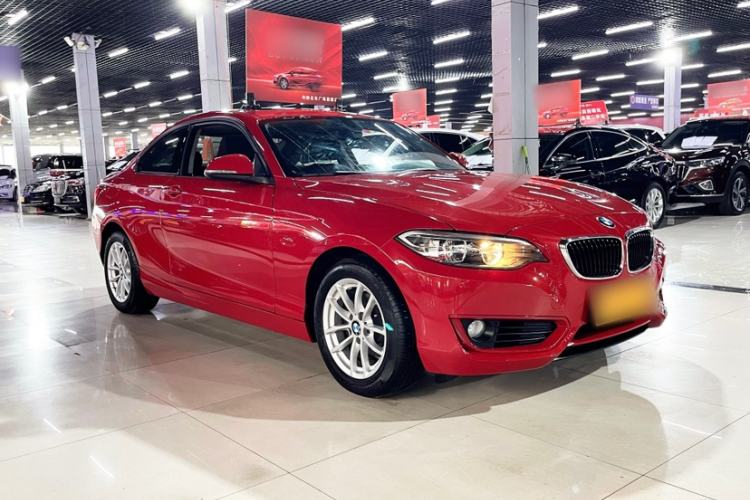 Used BMW 2 Series 2015 218i Exterior 2
