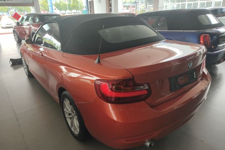 Used BMW 2 Series 2015 218i Convertible Coupe Exterior 2