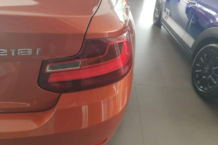 Used BMW 2 Series 2015 218i Convertible Coupe Exterior 3