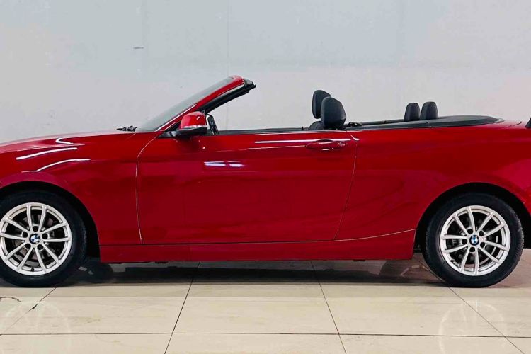 Used BMW 2 Series 2015 218i Convertible Coupe Exterior 4