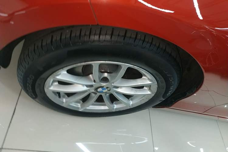 Used BMW 2 Series 2015 218i Exterior 7