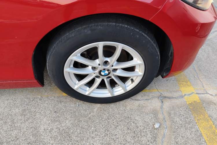 Used BMW 2 Series 2015 218i Exterior 8