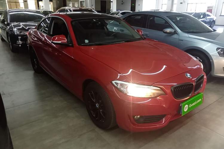 Used BMW 2 Series 2015 218i Front Right 45 Deg