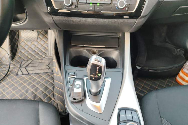 Used BMW 2 Series 2015 218i Gear Lever