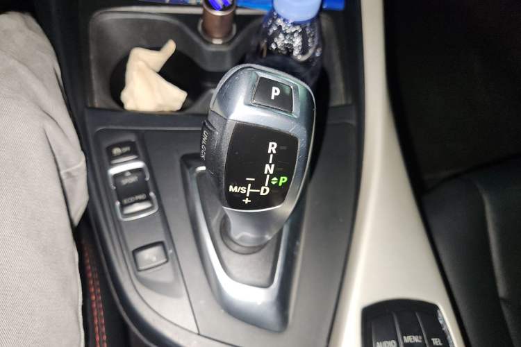 Used BMW 2 Series 2015 218i Gear Lever