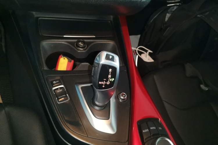 Used BMW 2 Series 2015 218i Convertible Coupe Gear Lever