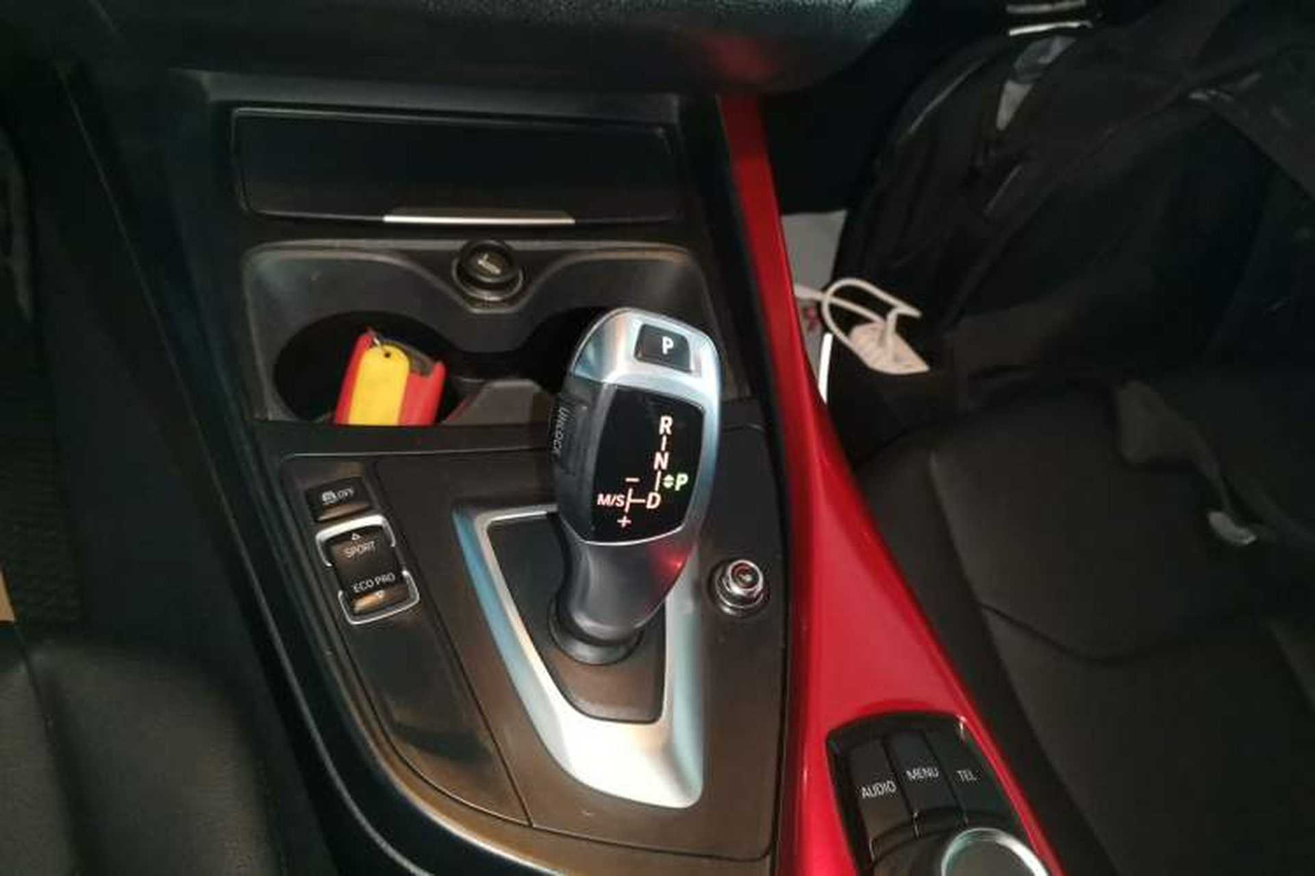 Used BMW 2 Series 2015 218i Convertible Coupe Gear Lever