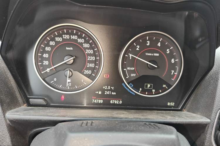 Used BMW 2 Series 2015 220i Convertible Coupe Leading Model Instrument Cluster