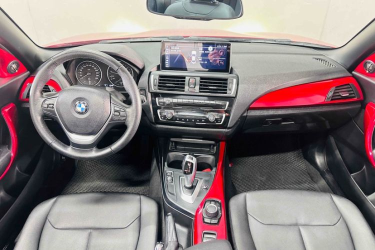 Used BMW 2 Series 2015 218i Convertible Coupe Interior 1