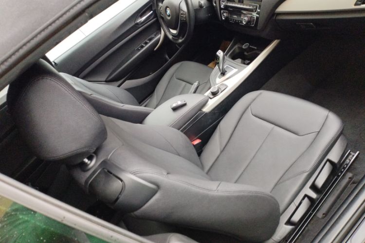 Used BMW 2 Series 2015 218i Convertible Coupe Interior 2