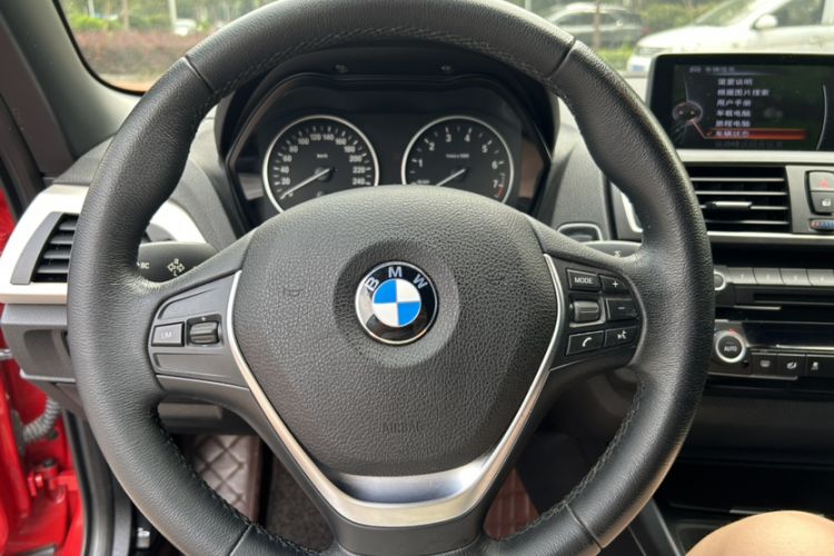 Used BMW 2 Series 2015 218i Convertible Coupe Interior 3