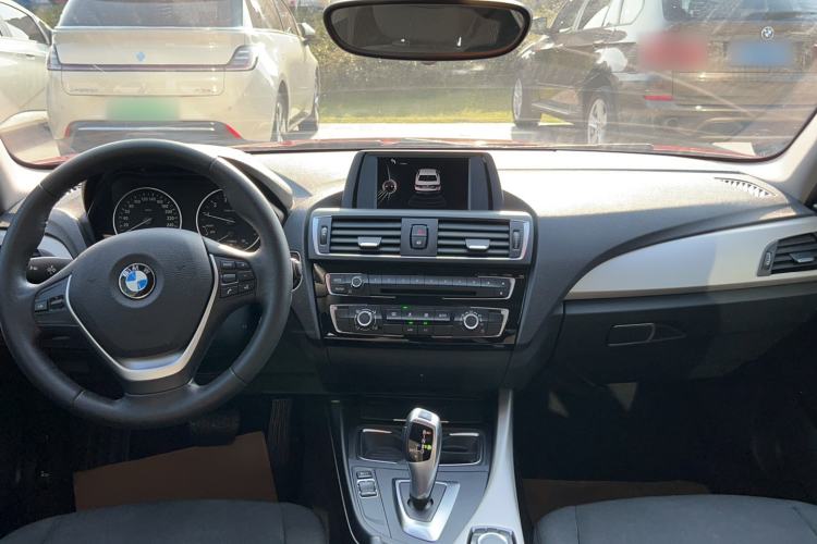 Used BMW 2 Series 2015 218i Interior 3