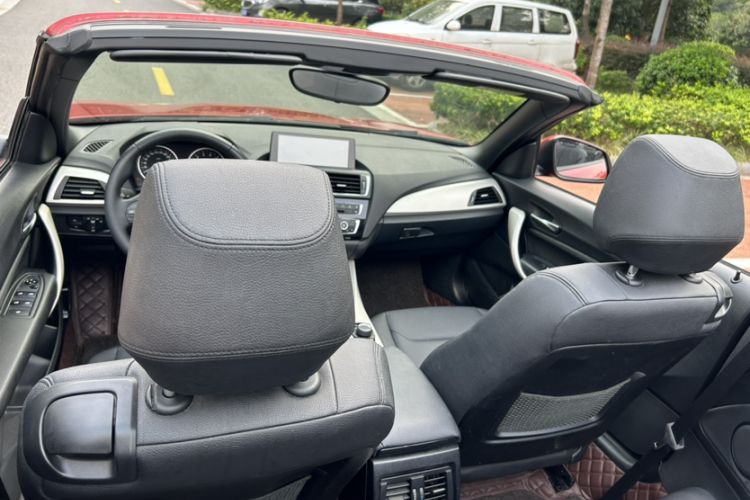 Used BMW 2 Series 2015 218i Convertible Coupe Interior 5