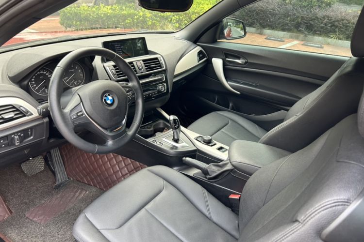 Used BMW 2 Series 2015 218i Convertible Coupe Left Front Seat