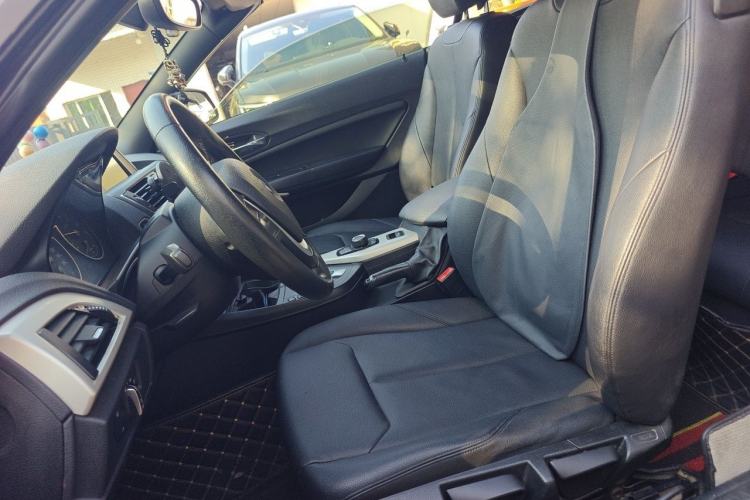 Used BMW 2 Series 2015 218i Convertible Coupe Left Front Seat