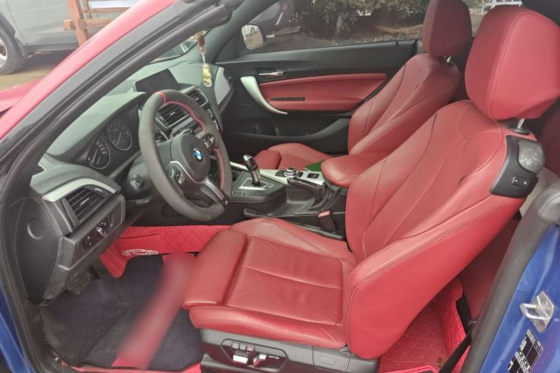 Used BMW 2 Series 2015 220i Convertible Coupe Leading Model Left Front Seat