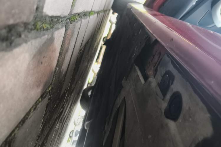 Used BMW 2 Series 2015 218i Convertible Coupe Left Side Sill