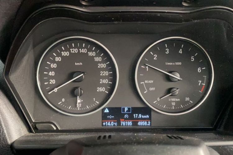 Used BMW 2 Series 2015 218i Convertible Coupe Odometer Close Up