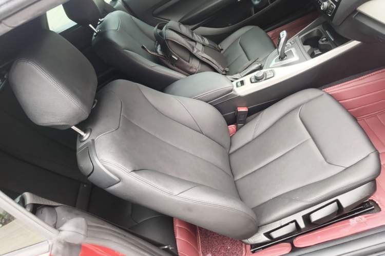 Used BMW 2 Series 2015 218i Convertible Coupe Right Front Seat