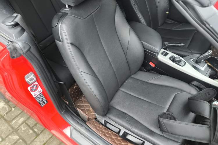 Used BMW 2 Series 2015 218i Convertible Coupe Right Front Seat