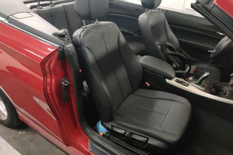 Used BMW 2 Series 2015 218i Convertible Coupe Right Front Seat
