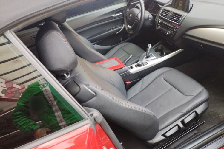 Used BMW 2 Series 2015 218i Convertible Coupe Right Front Seat