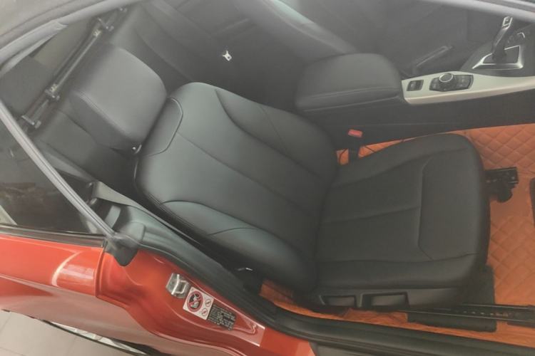 Used BMW 2 Series 2015 218i Convertible Coupe Right Front Seat