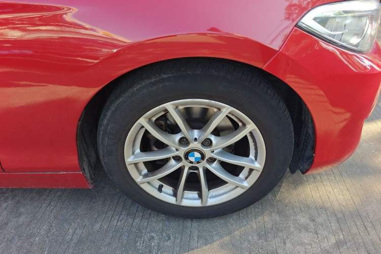 Used BMW 2 Series 2015 218i Convertible Coupe Right Front Wheel Hub