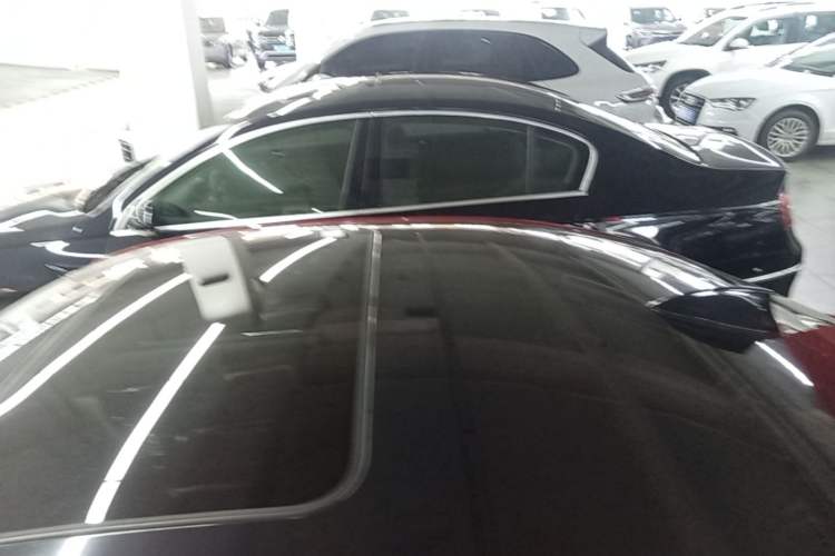 Used BMW 2 Series 2015 218i Roof