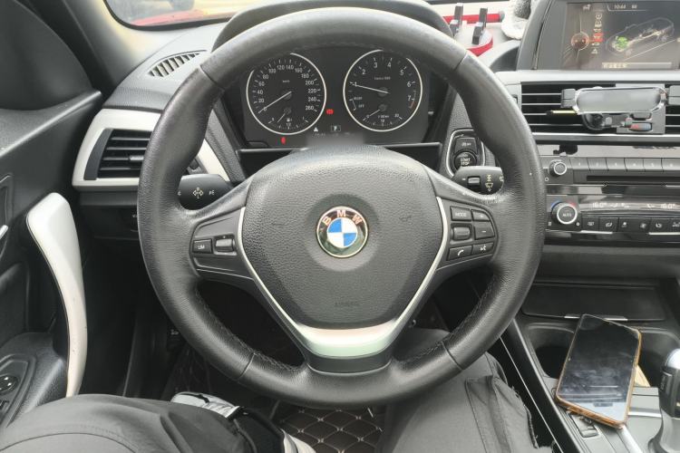 Used BMW 2 Series 2015 218i Convertible Coupe Steering Wheel