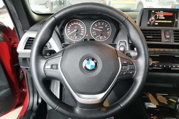 Used BMW 2 Series 2015 218i Convertible Coupe Steering Wheel