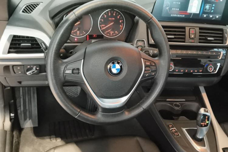 Used BMW 2 Series 2015 218i Convertible Coupe Steering Wheel