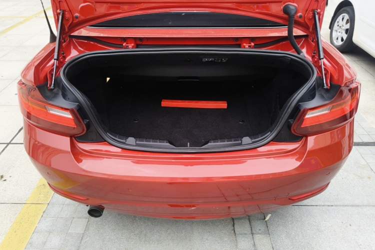 Used BMW 2 Series 2015 218i Convertible Coupe Trunk