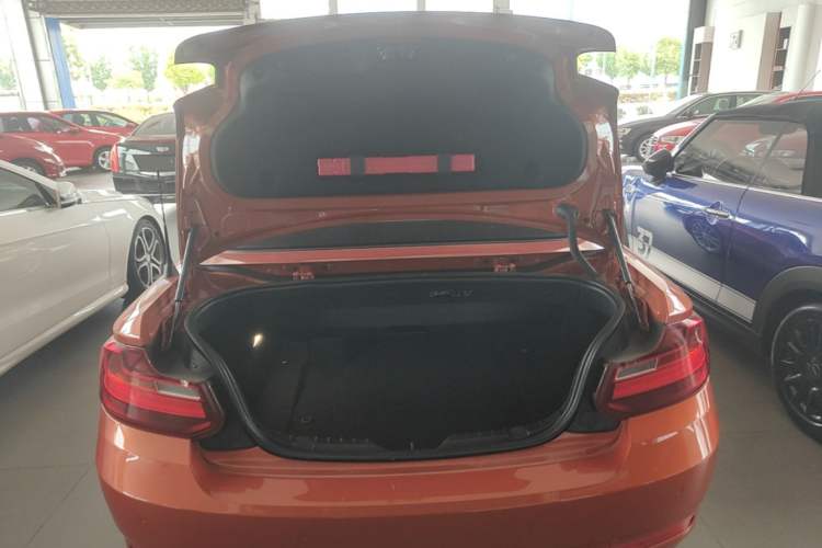 Used BMW 2 Series 2015 218i Convertible Coupe Trunk
