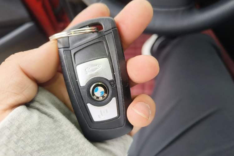 Used BMW 2 Series 2015 218i Convertible Coupe Vehicle Key