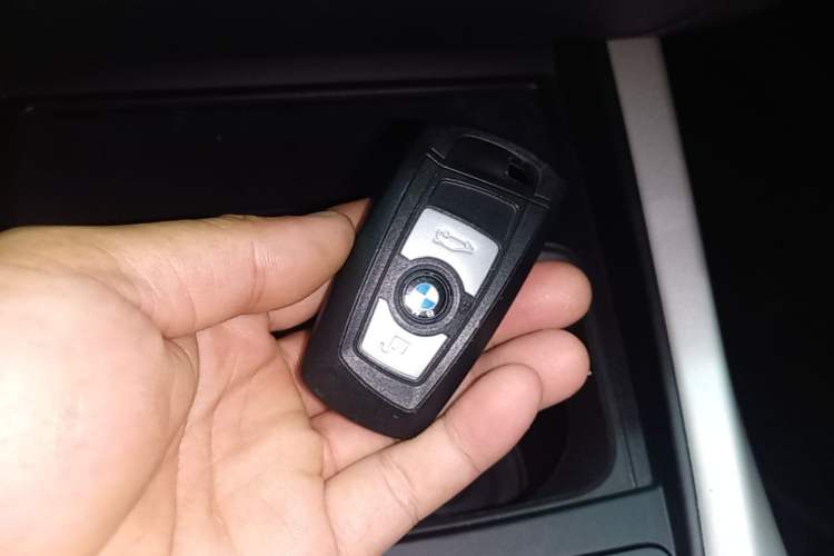 Used BMW 2 Series 2015 218i Vehicle Key